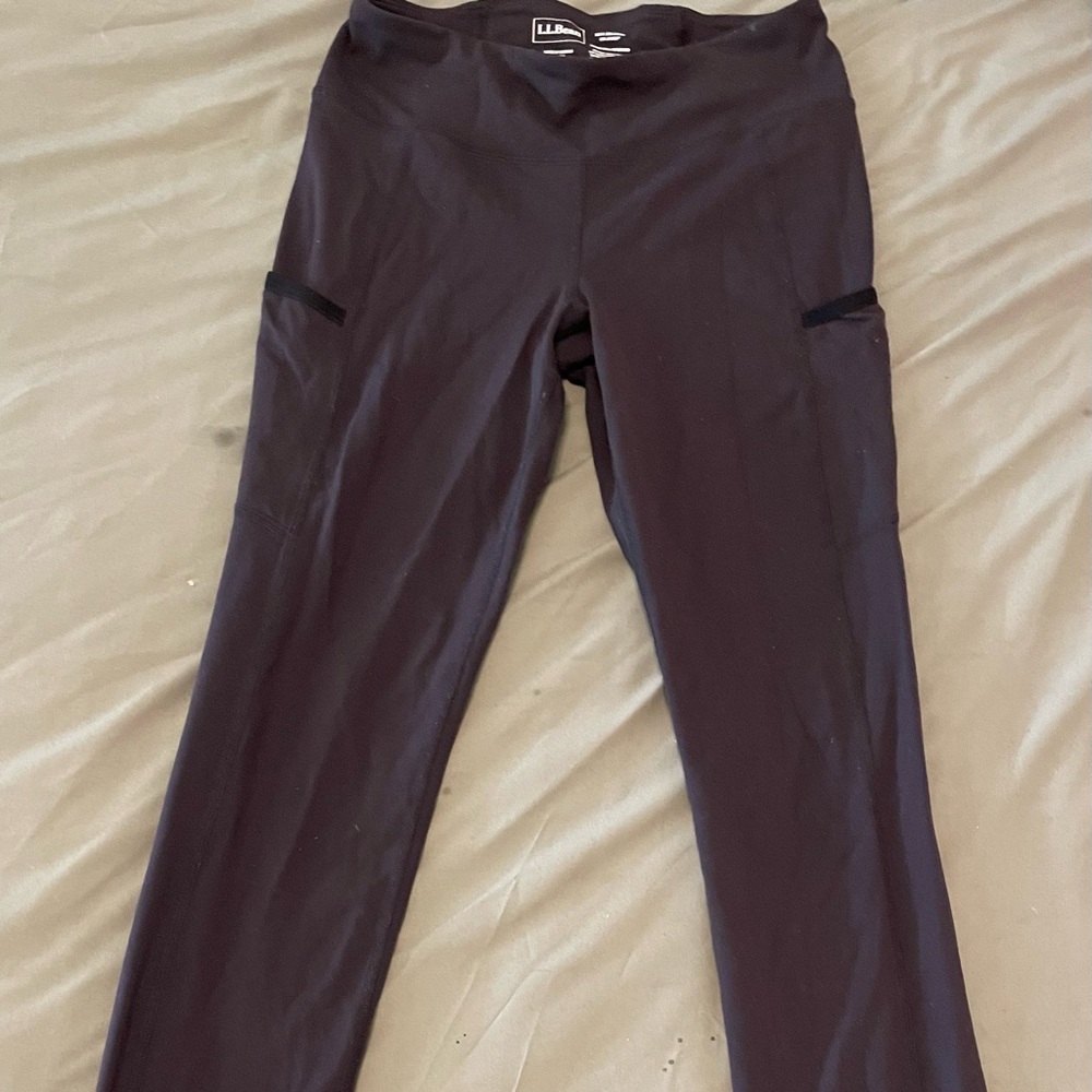 black L.L.Bean leggings